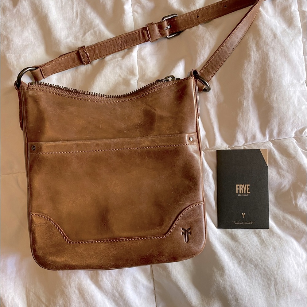 FRYE MELISSA SWING PACK